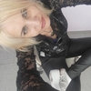 Eva, 46, Host